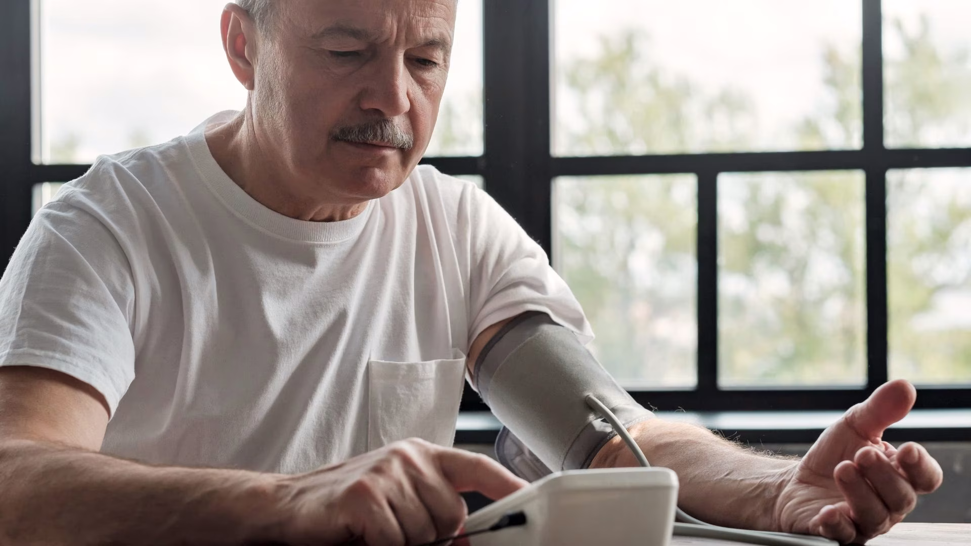 Lowering High Blood Pressure Naturally: Diet, Exercise, and Stress Management